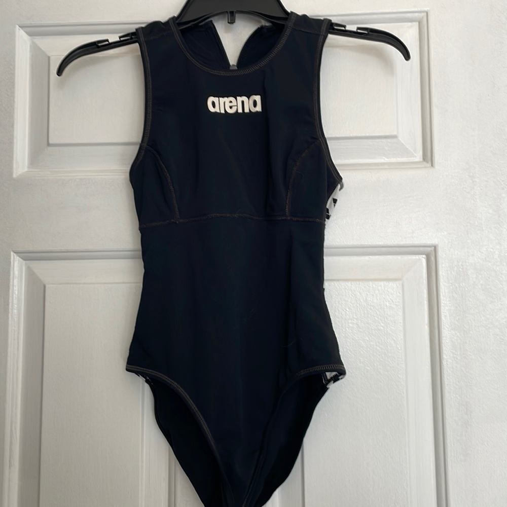 Arena black women’s water polo suit